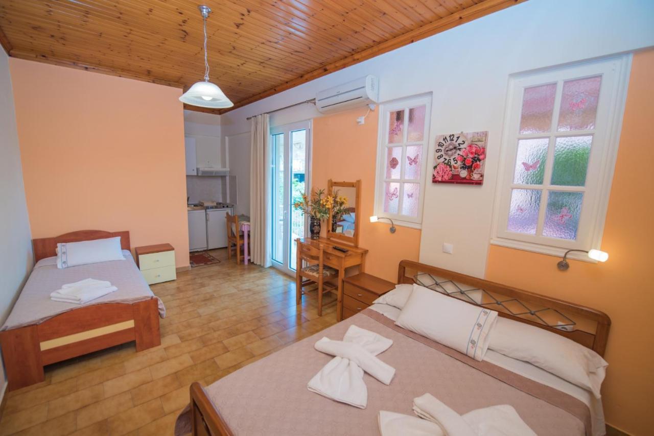 Villa Ferendinoy - Ferendinoy Dionisia Nydri  Bagian luar foto